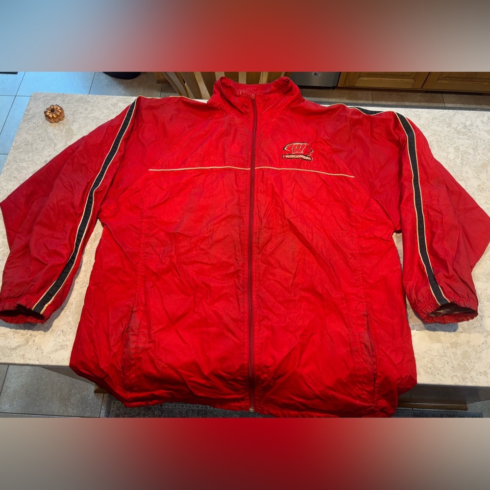 Vintage 2000s Wisconsin Badgers Football Thick Windbreaker/Jacket